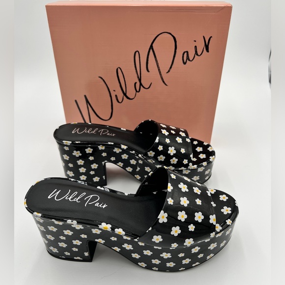 WILD PAIR -  Melborne Platform Sandals - Picture 4 of 6
